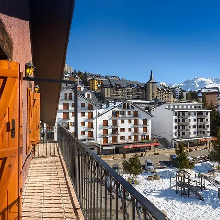 Montesqui Formigal, Exclusivo Atico Con Vistas A Pistas, Guardaesquis Y Garaje Appartement Buitenkant foto
