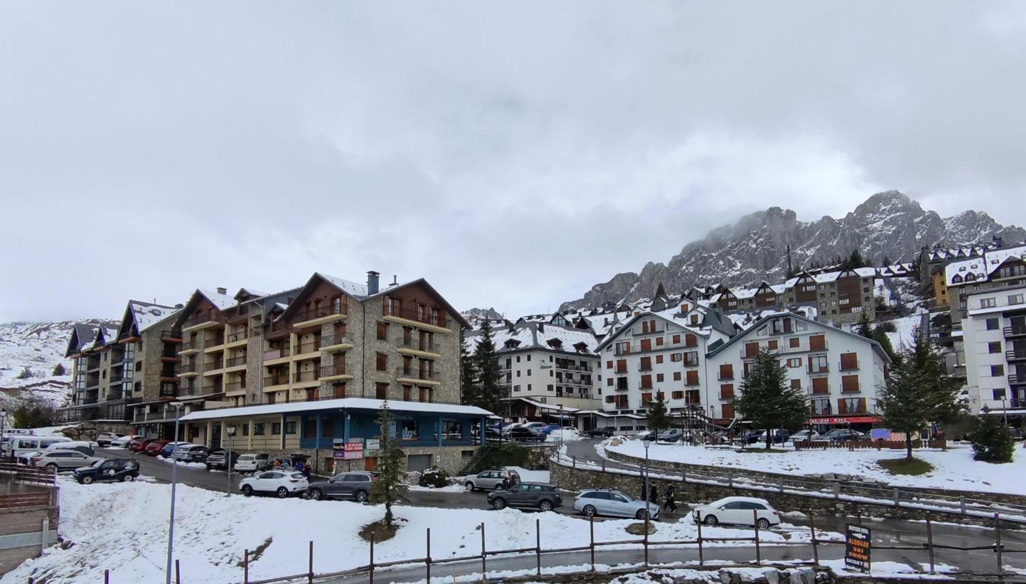Montesqui Formigal, Exclusivo Atico Con Vistas A Pistas, Guardaesquis Y Garaje * Formigal